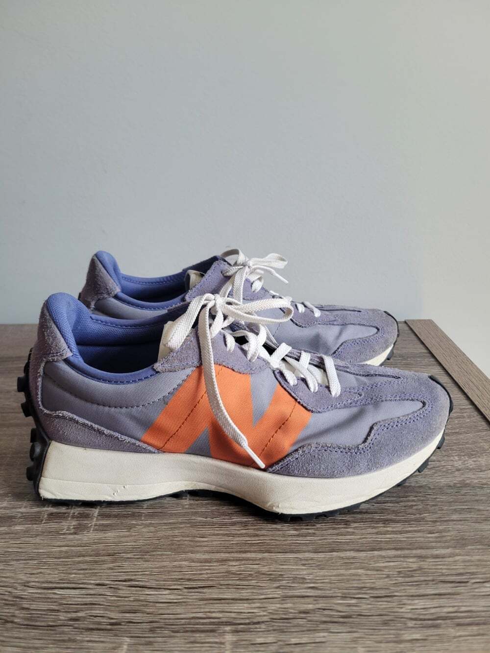 New Balance 327 Varsity Orange  Blue Size Sneakers Shoes